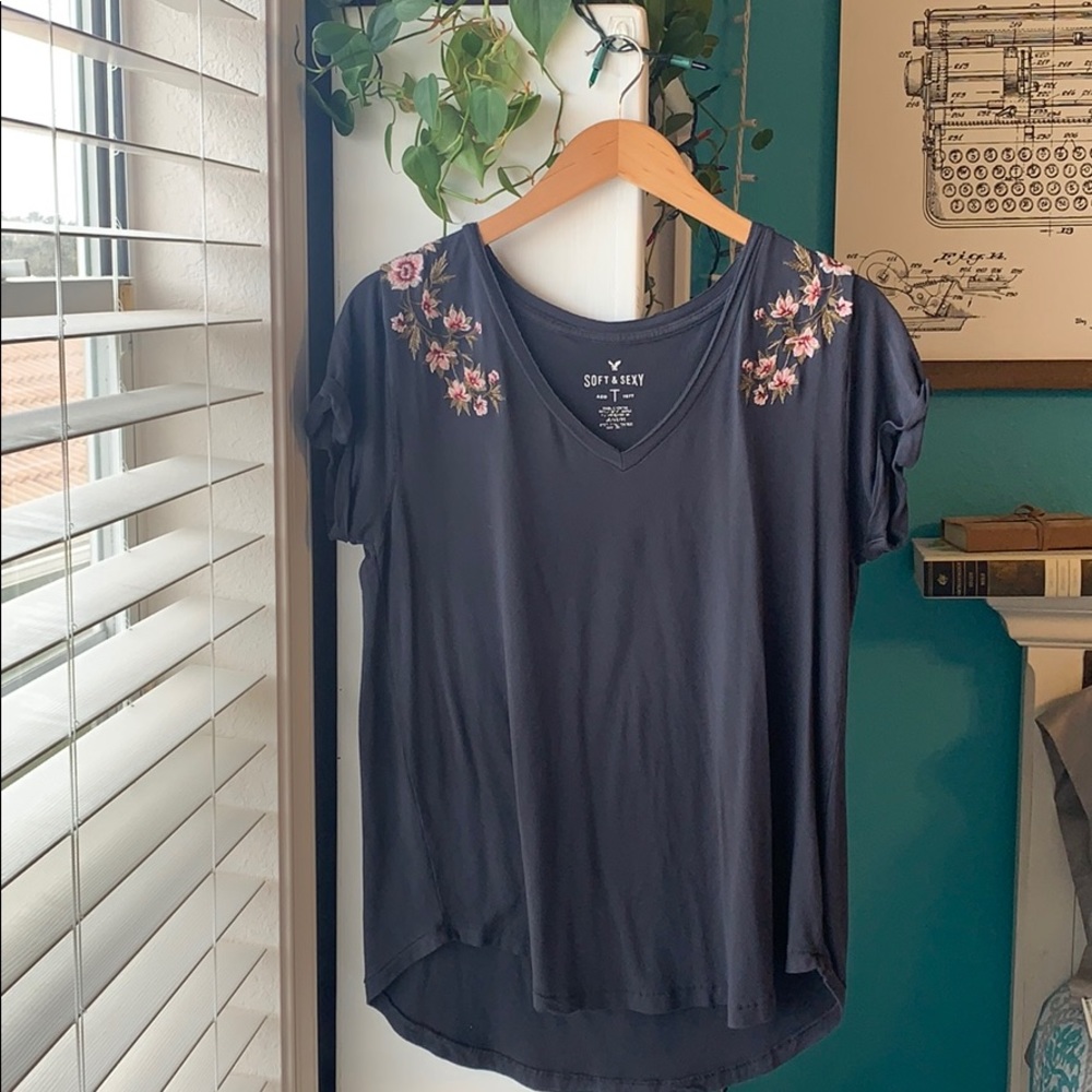 v-neck
